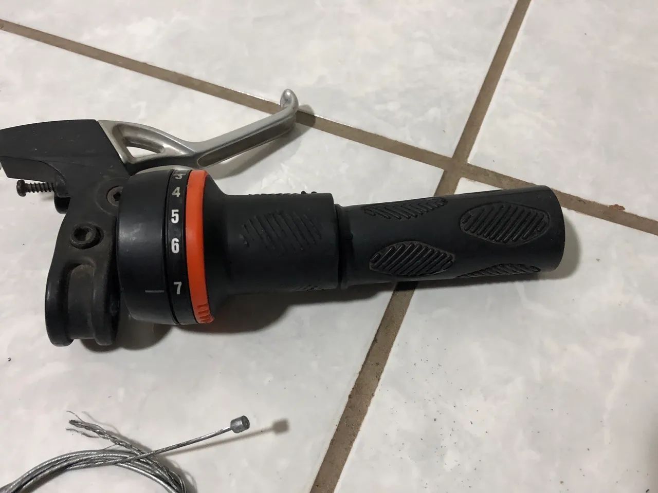Alavanca Grip-Shift 21 V com Manetes De Freio Em Alumínio - Foto 2