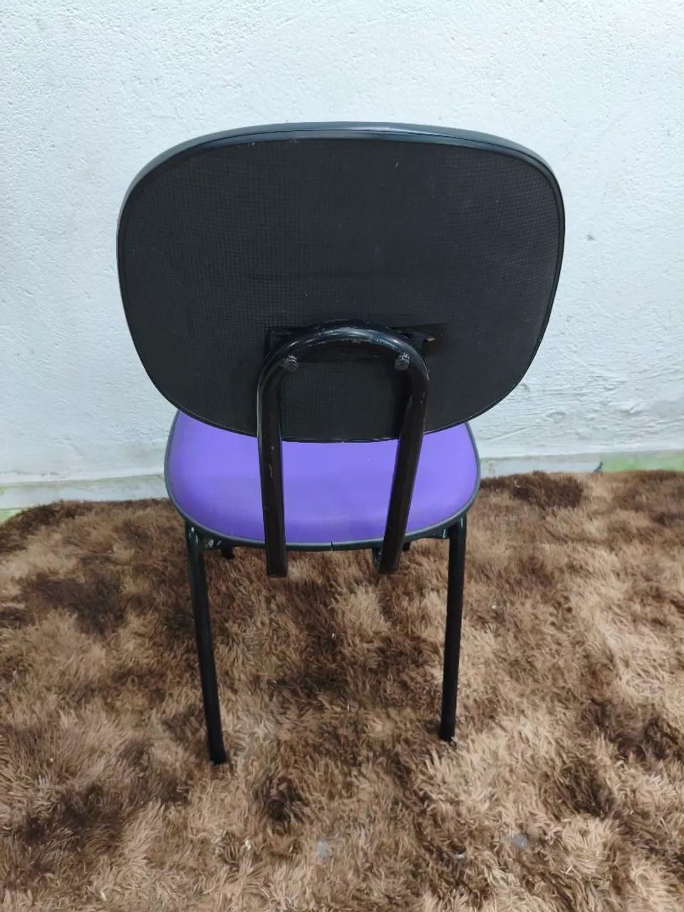 Cadeira fixa Secretaria - Roxa  - Foto 2