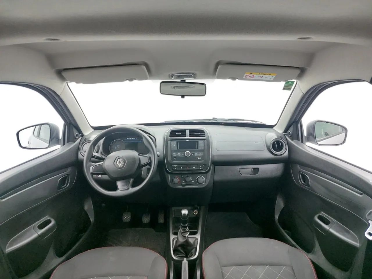 Renault Kwid 1.0 Zen, foto 15 de 18
