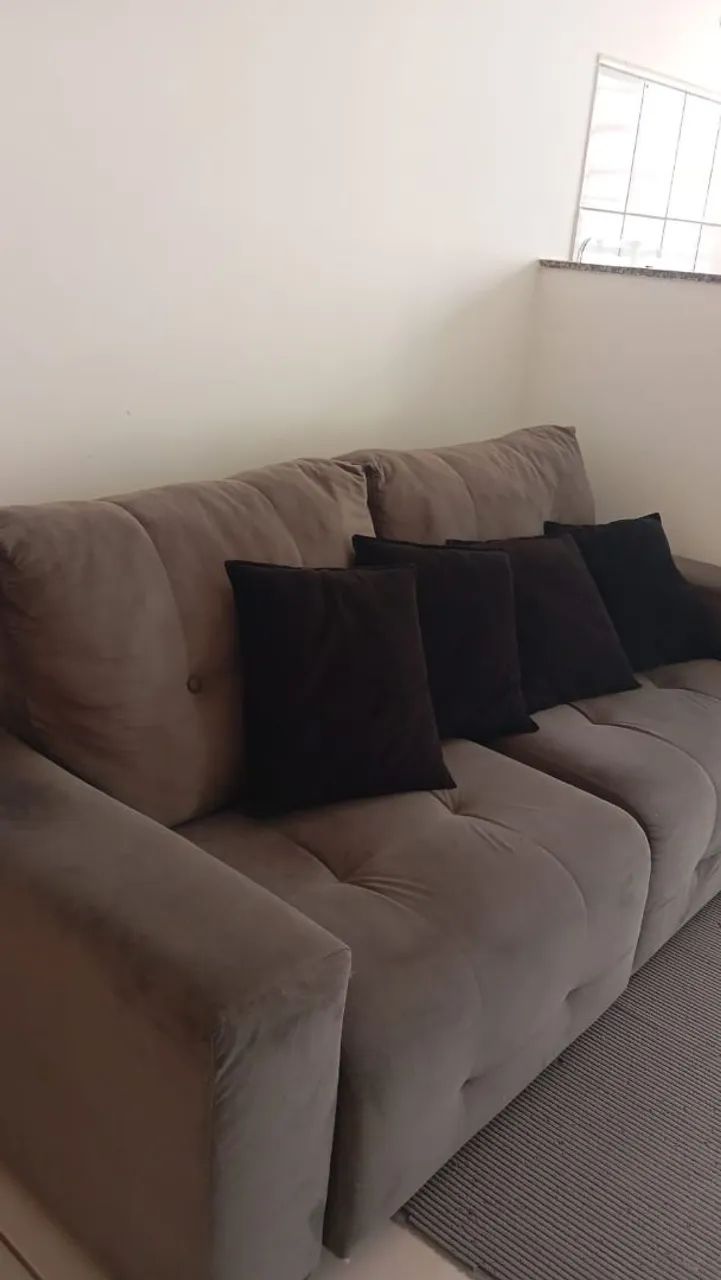Sofá com chese