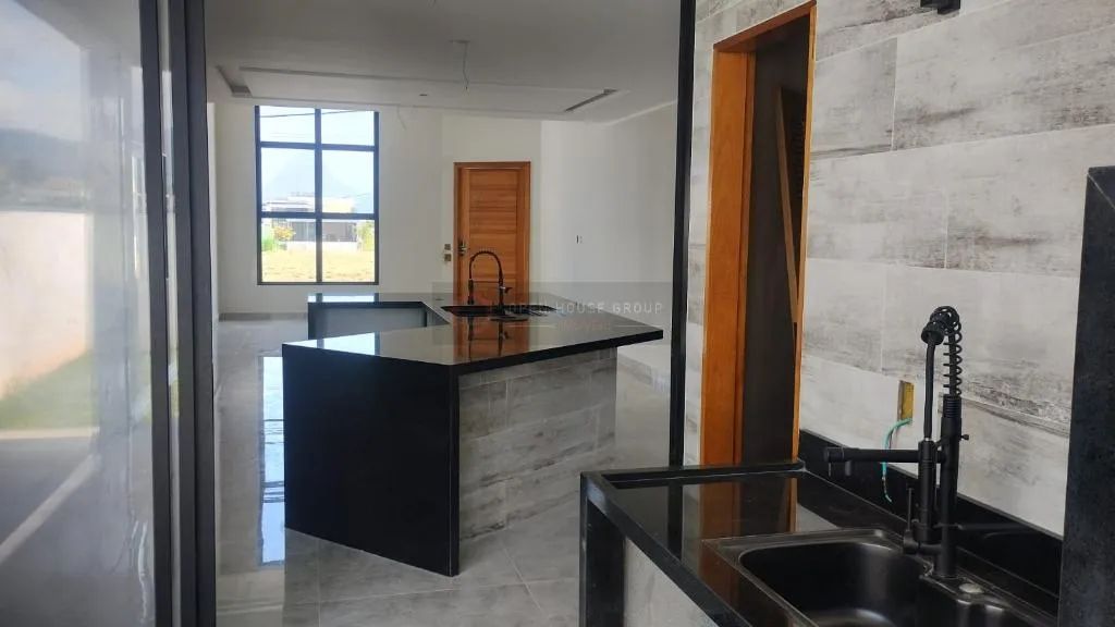 Casa à Venda em Inoa - Foto 5