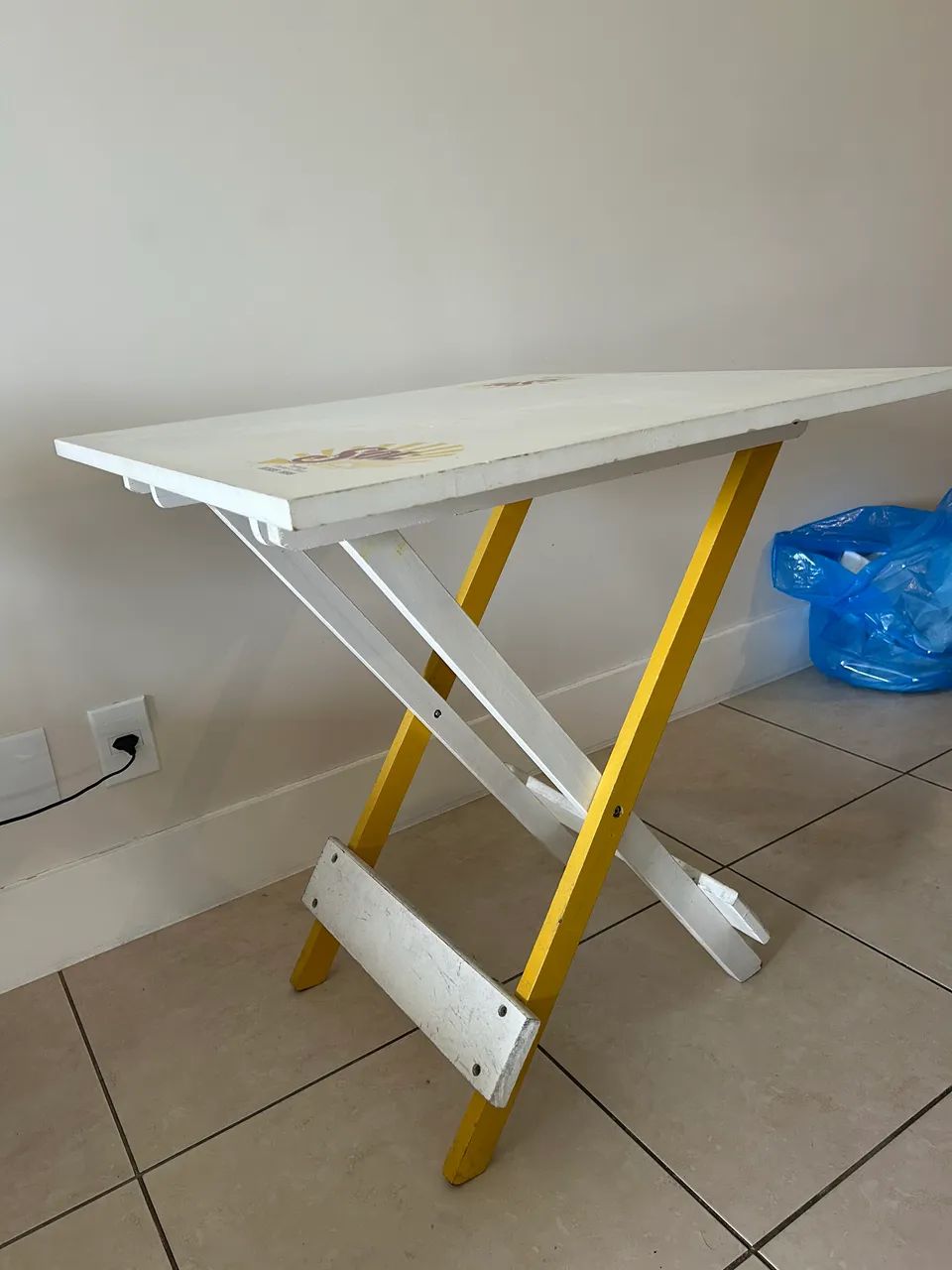 Mesa de bar maciça dobrável   - Foto 3