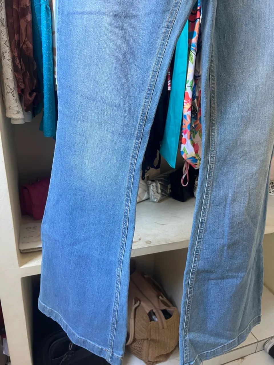 Calça jeans boca de sino  - Foto 2