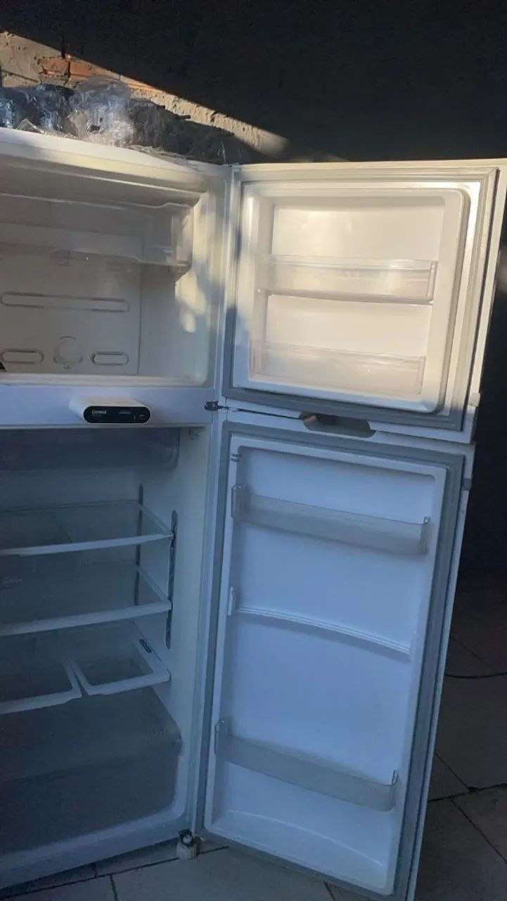 Geladeira cônsul 