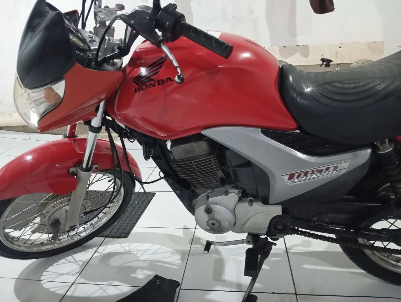 Honda Titan 150  - Foto 4
