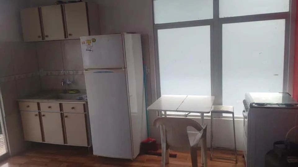Alugo kitinete  - Foto 4