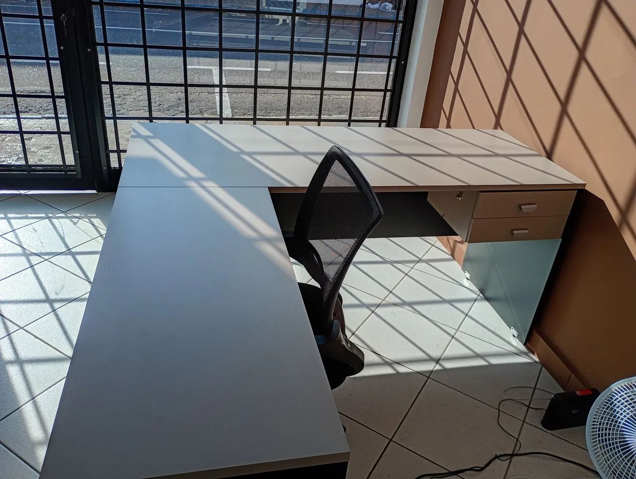 Mesa em L