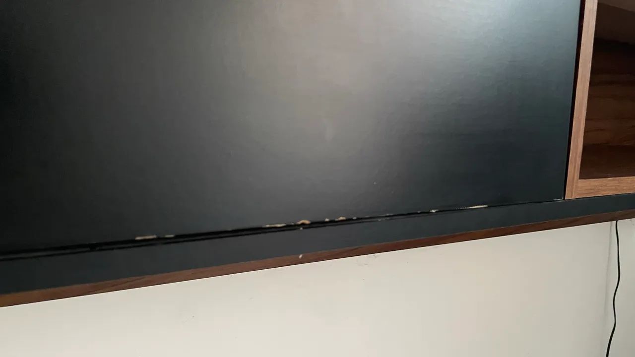 Painel de até 65 polegadas com detalhe ripado  - Foto 3