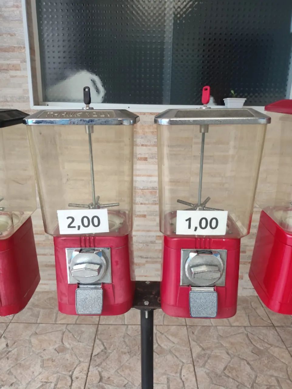 20 máquinas de bolinha (vending machine) - Foto 5