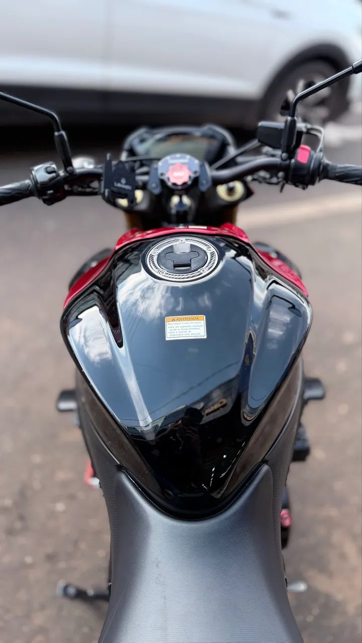 GSX-S1000 - Foto 4