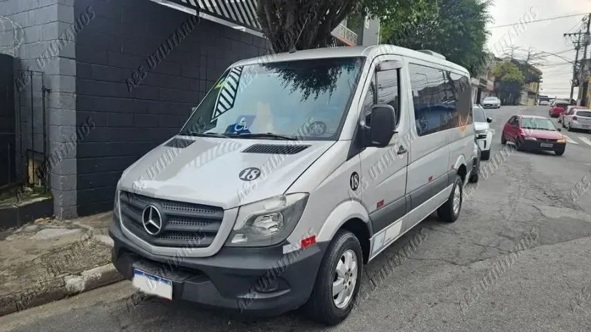 Sprinter Mb 415 Ano 2018 Pack Luxo Otimo Estado! Ref.91 - Foto 3