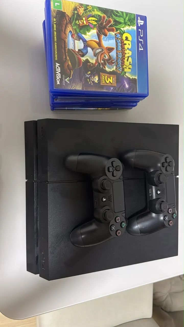 PlayStation 4 com 2 controles e 5 jogos - Foto 5