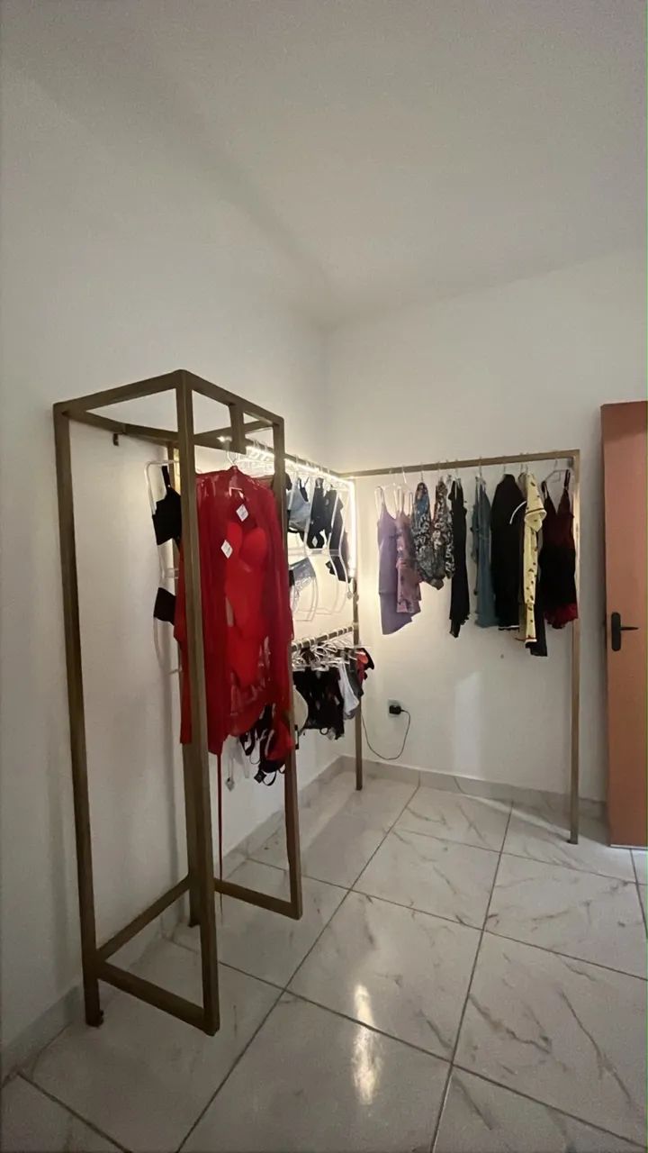 Arara ou roupeiro para loja  - Foto 5