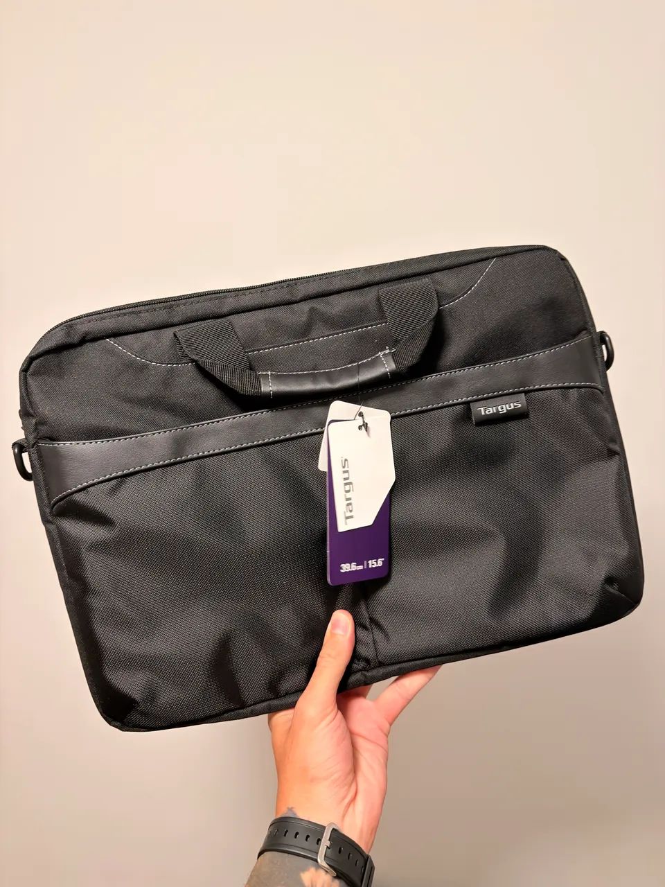 Maleta executiva para notebook de 15,6 Preta TARGUS