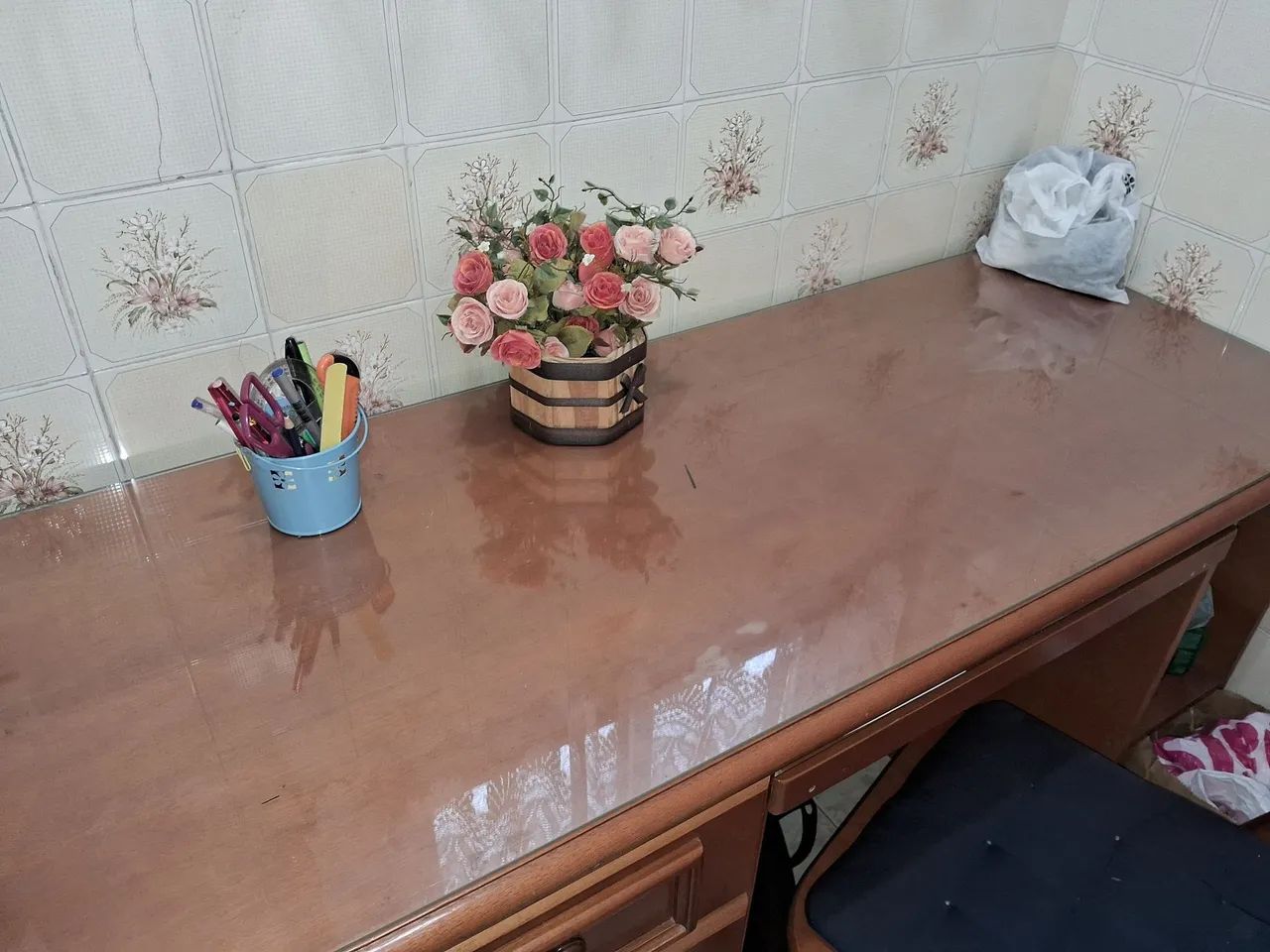 Vendo mesa com cadeira homeoffice - Foto 4
