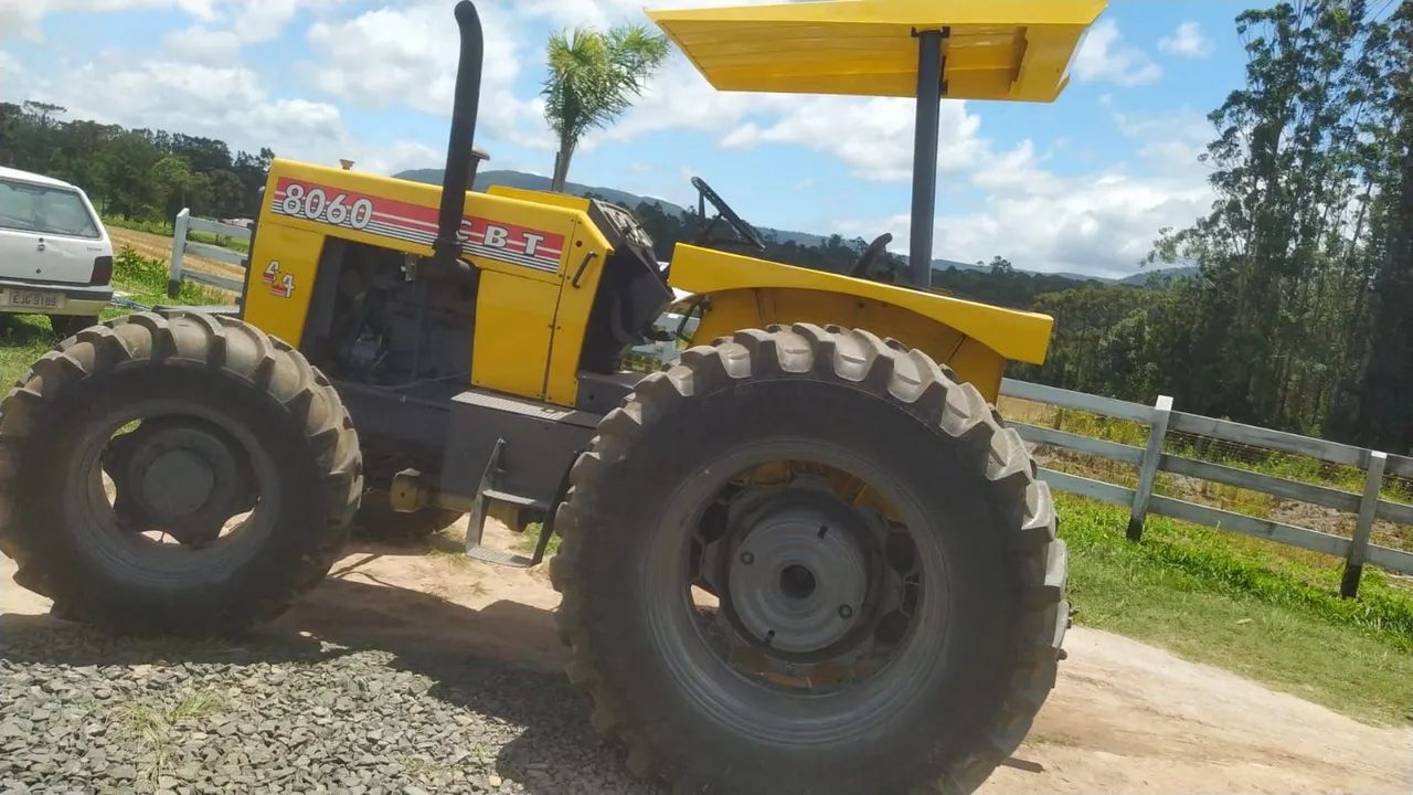 TRATOR CBT - Foto 3
