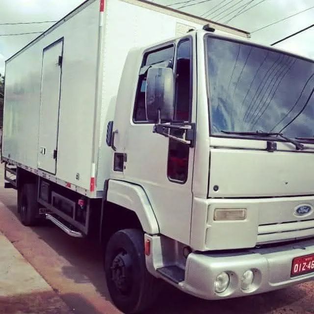 Fretes e mudanças *
