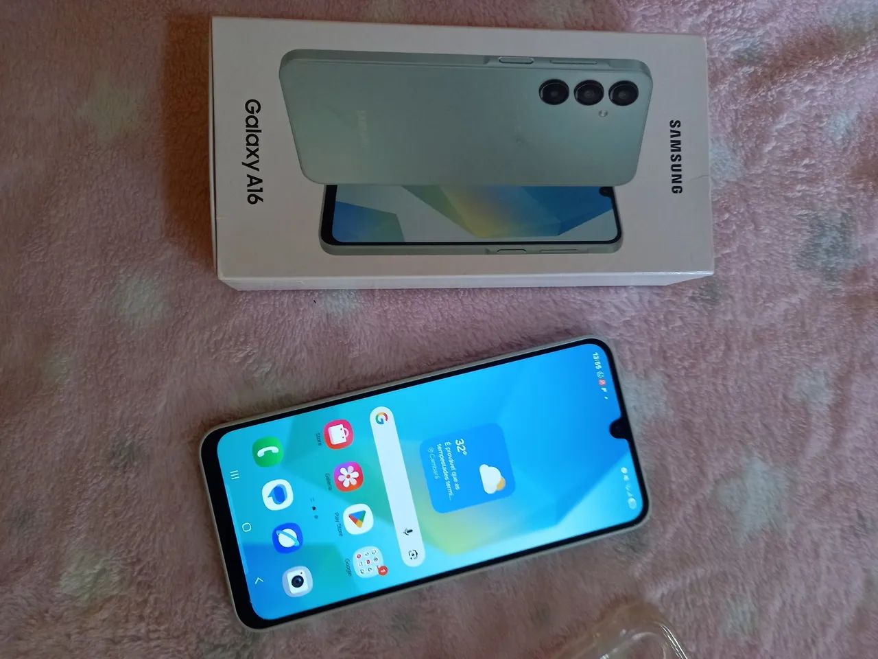 Samsung A16 128Gb r$:700