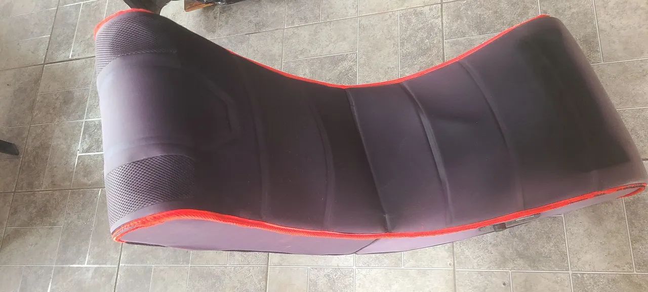 CADEIRA GAMER DE  BALANÇO COM SOM - Foto 5