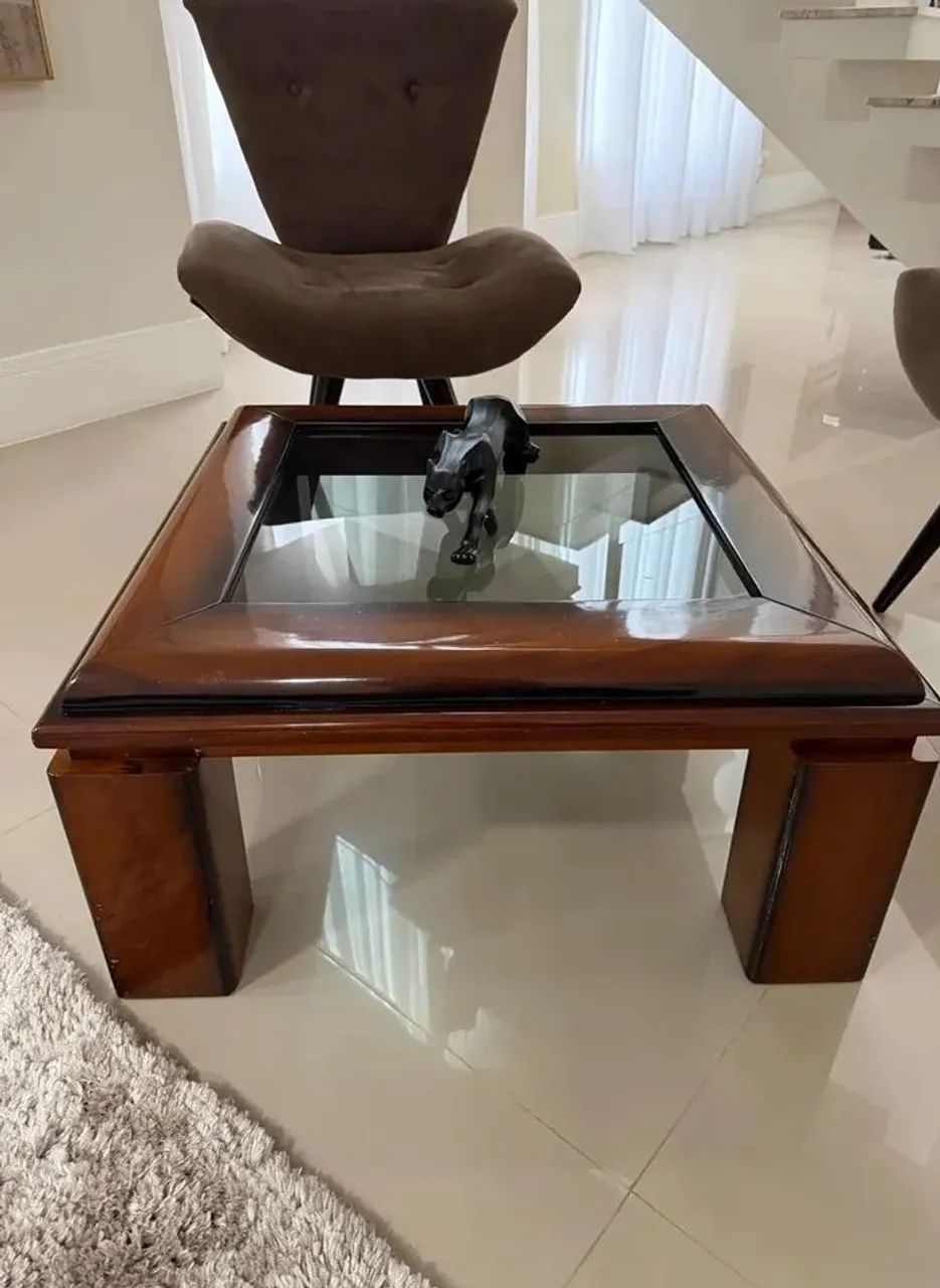 Jogo com poltronas e mesa de centro.Conservado - Foto 5