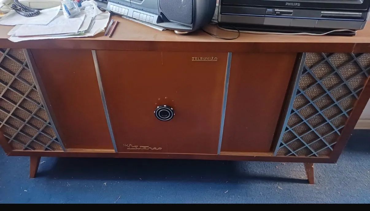 Rádio antigo