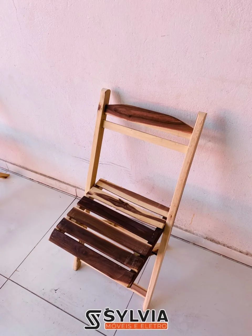 Cadeiras dobráveis sem verniz 
