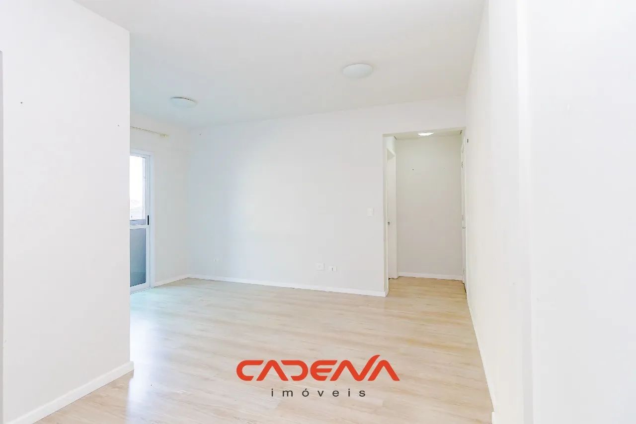 Apartamento com 2 quartos e 1 vaga para aluguel no Capão Raso - Foto 2