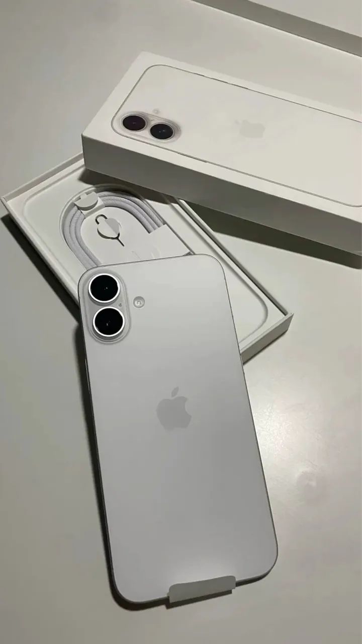 iPhone 16 branco 