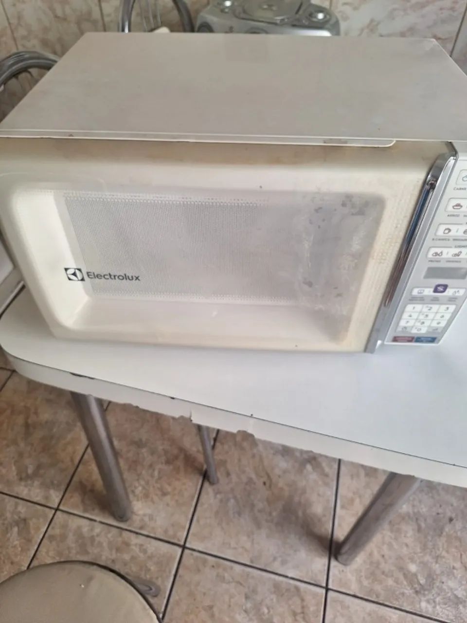 MICROONDAS ELECTROLUX - 34 LT - 110V - Foto 3