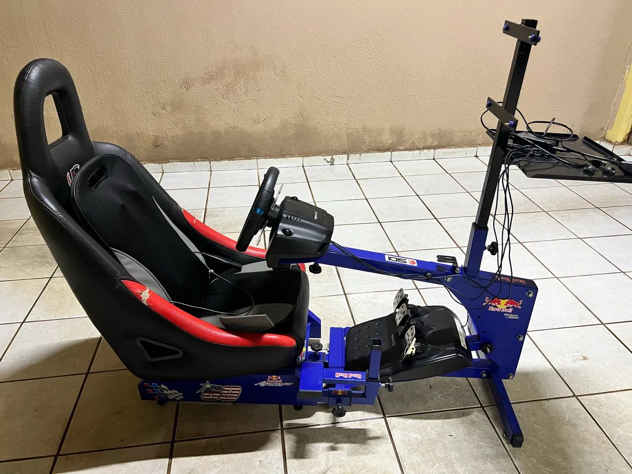 cockpit redbull com volante logitech