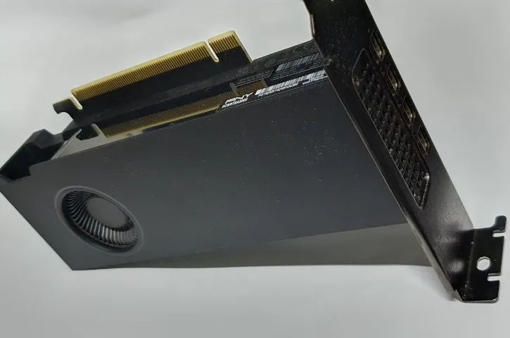 Placa De Vídeo Nvidia Quadro Rtx A2000 6gb (Usado) - Foto 3