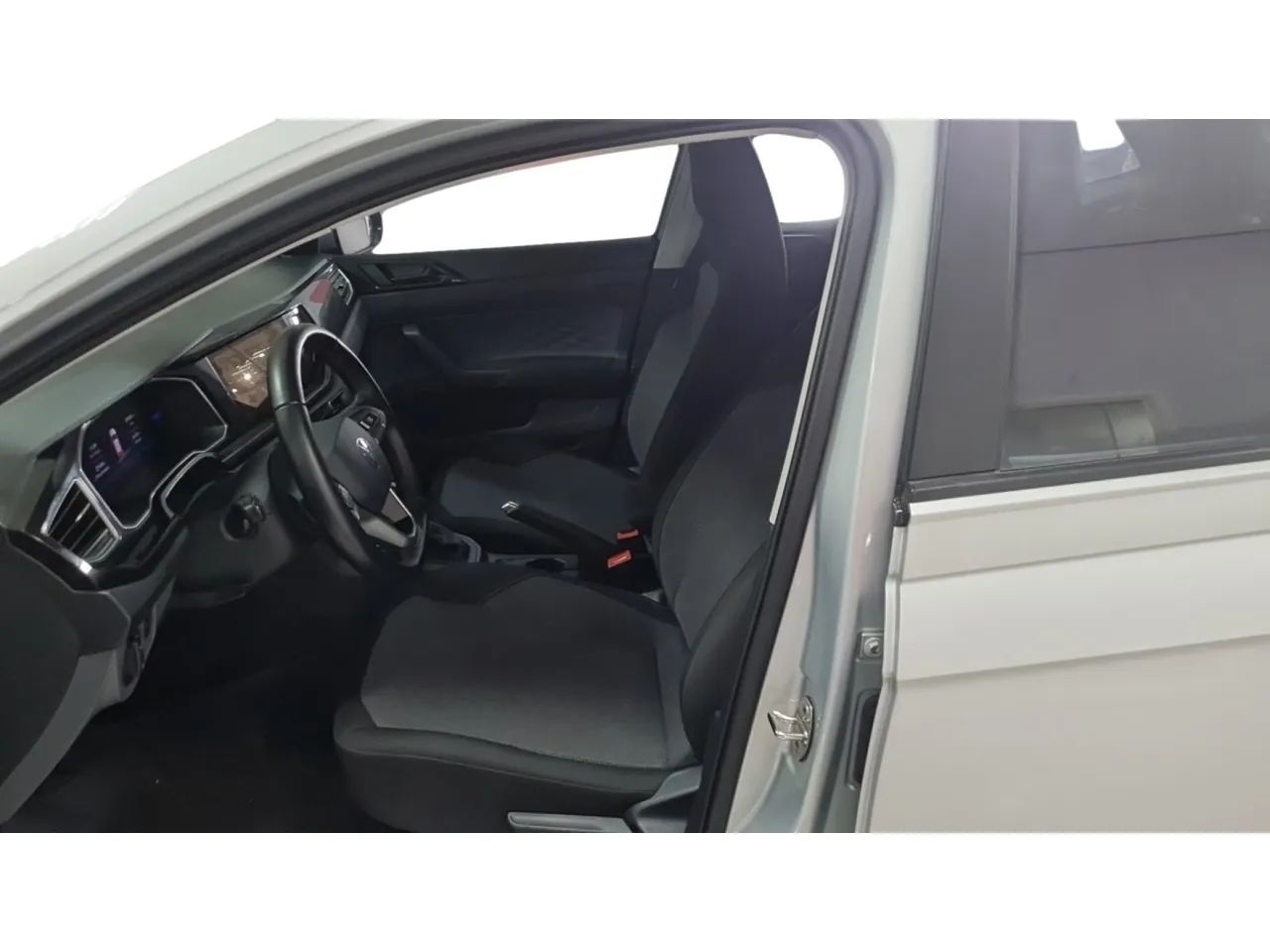 Volkswagen Polo Comfortline TSI 1.0 Flex 12V Aut., foto 11 de 17