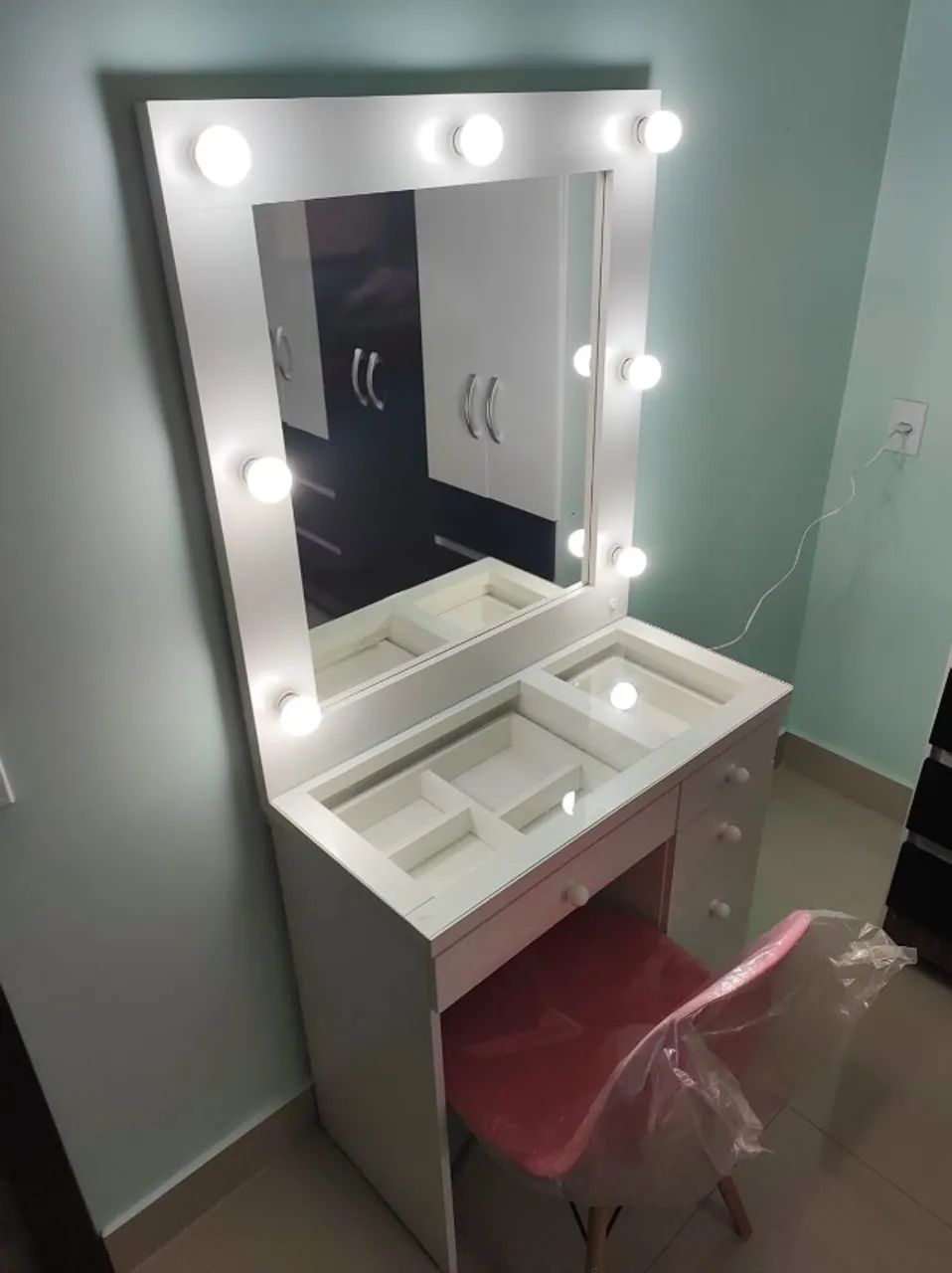 Penteadeira com 5 gavetas - Foto 3