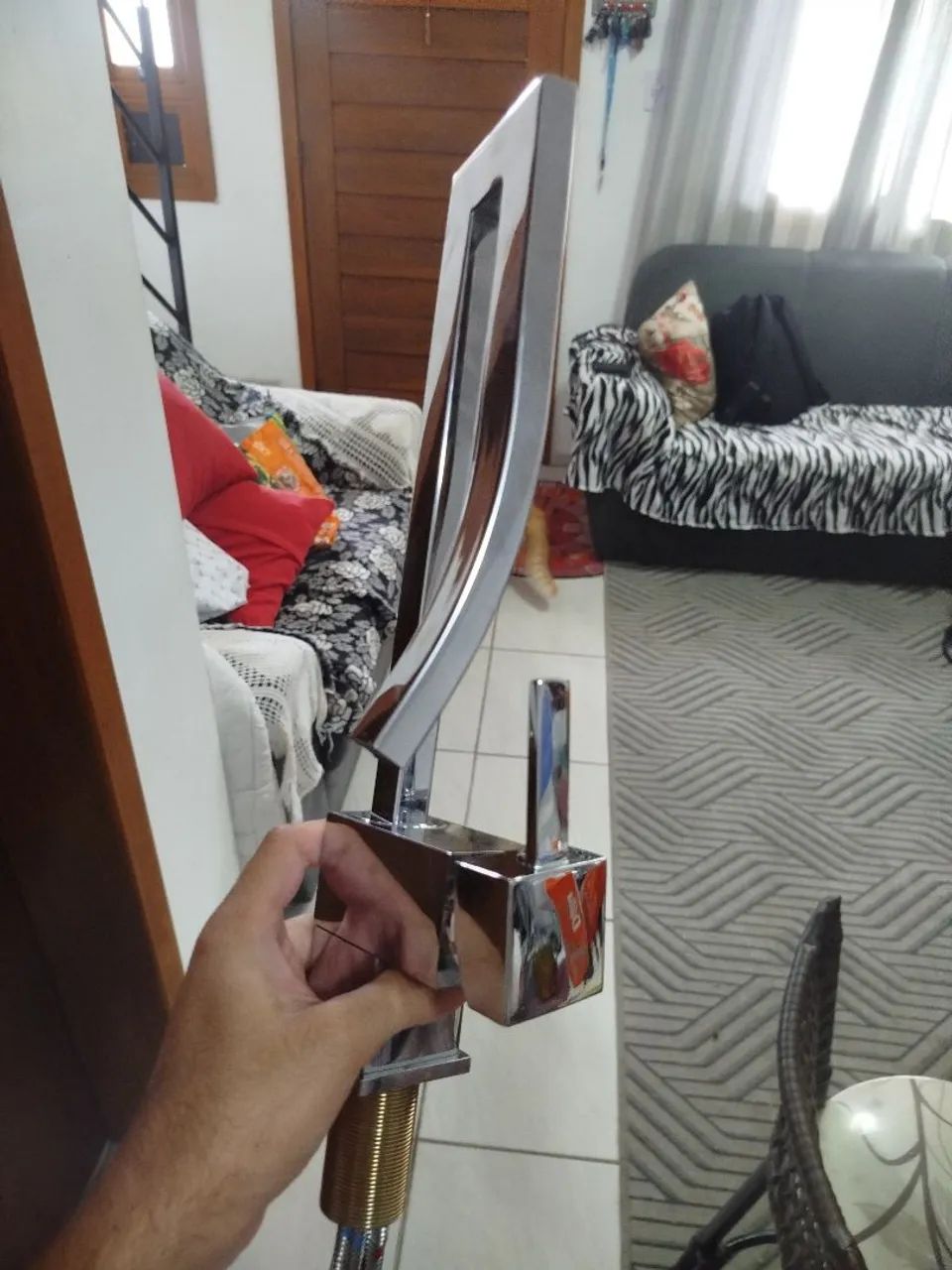Torneira. 80 cada uma65181964915586123