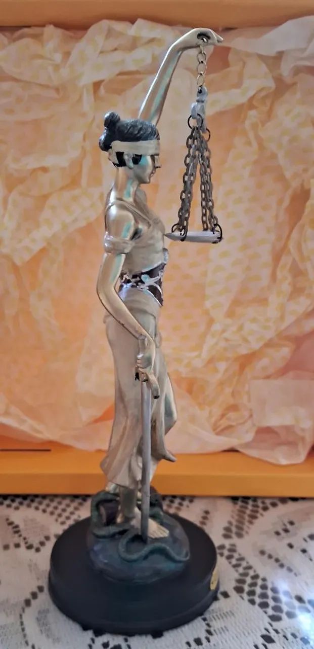 Dama da justiça  - Foto 2