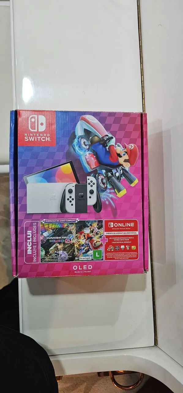 Nintendo Switch OLED 64GB Perfeito