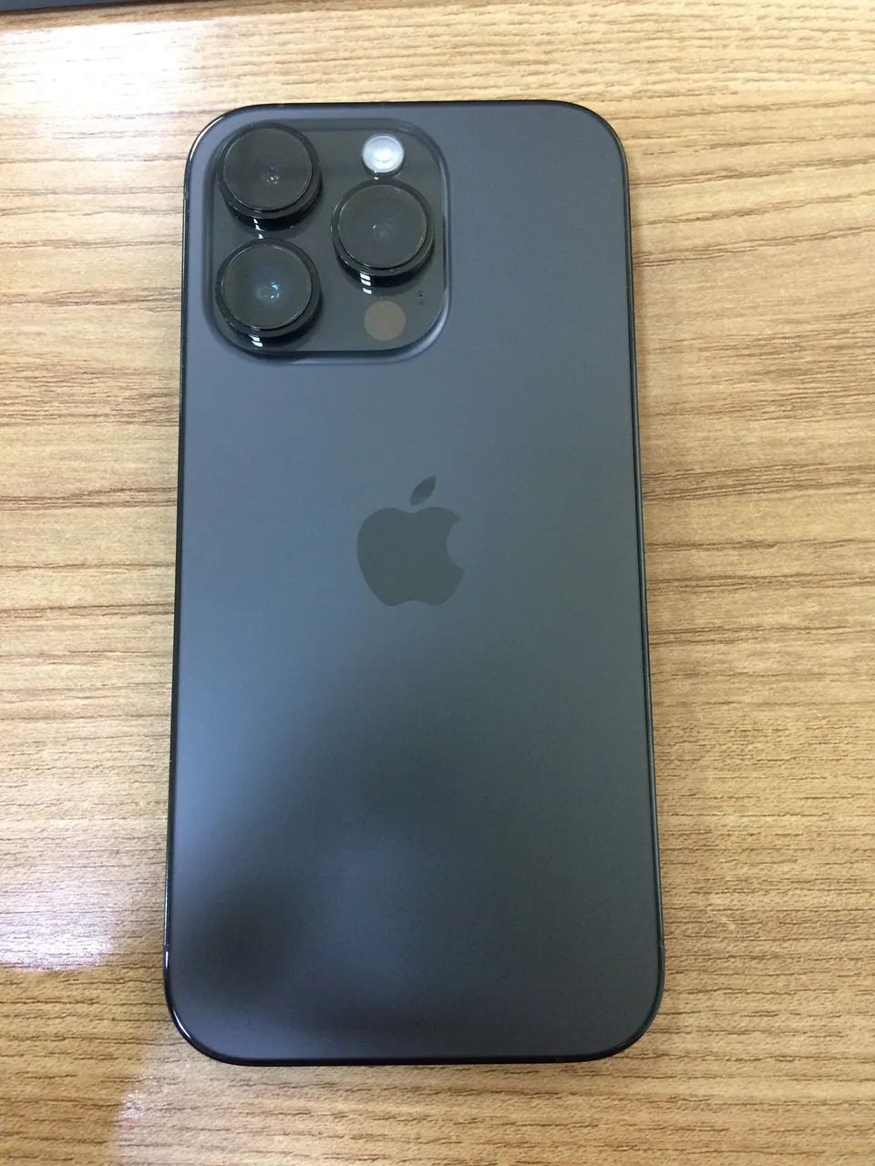 iPhone 14 Pro 512 gb sem detalhes