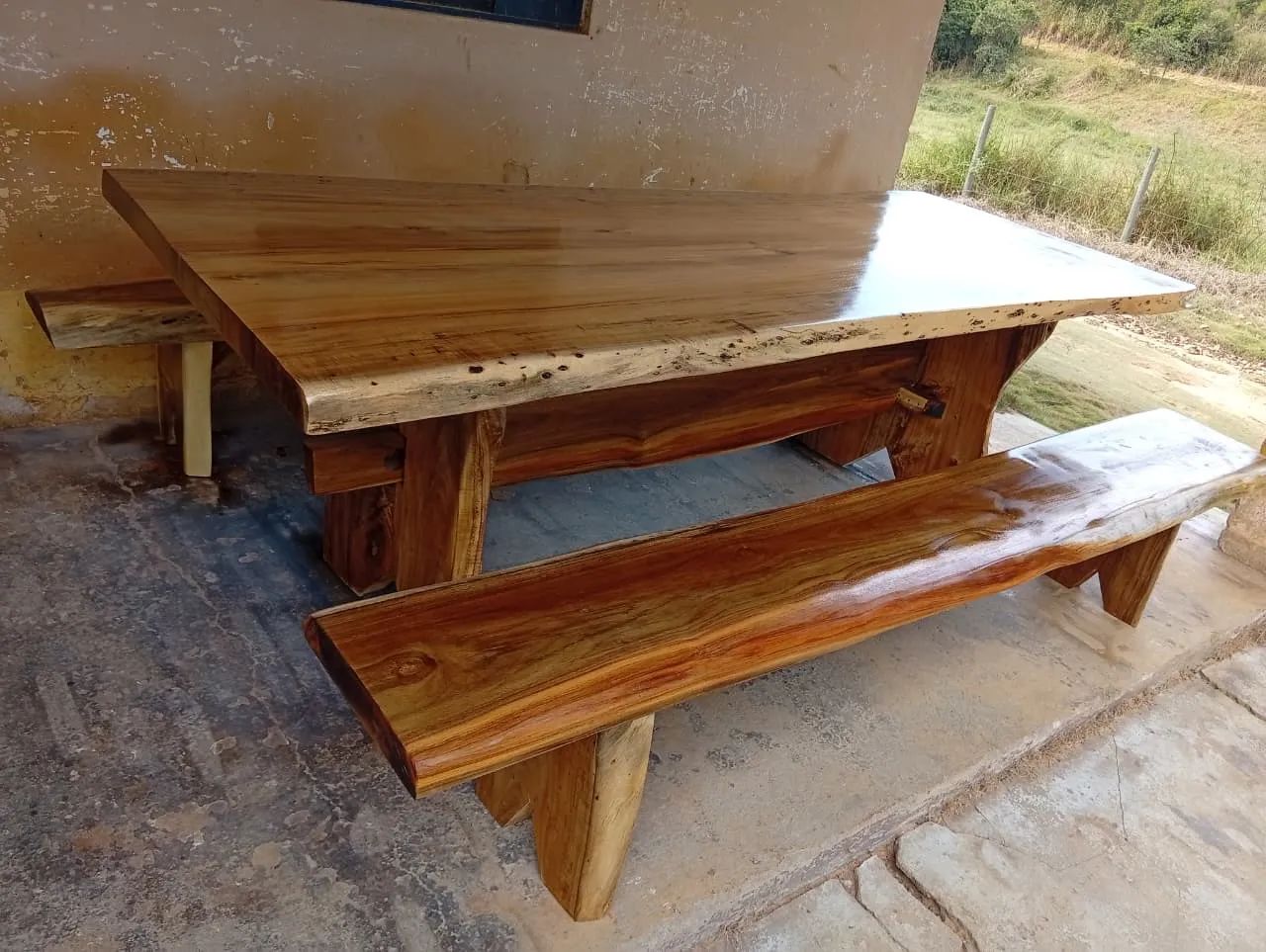 Mesa de 2,5M
