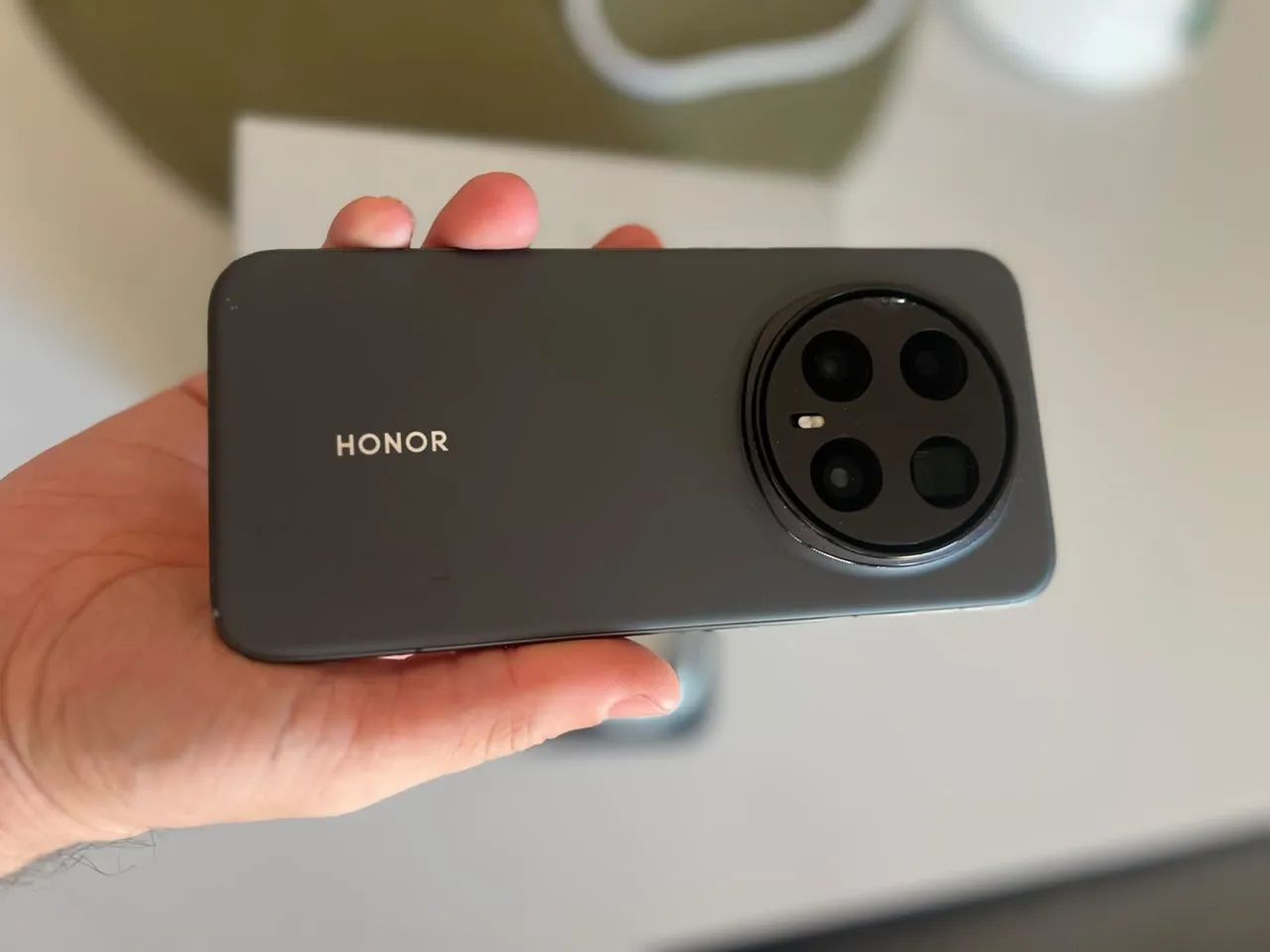Honor Magic 8 pro Global - Foto 2