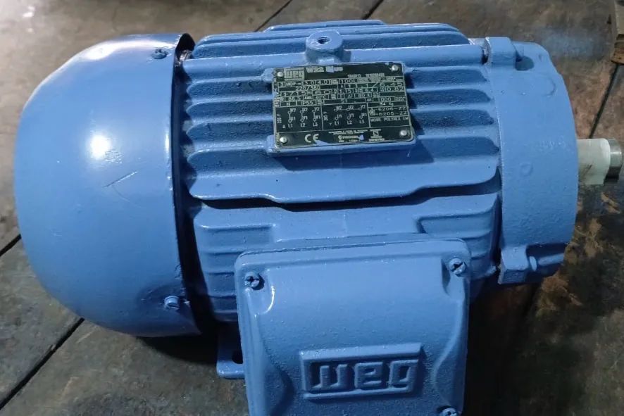 Motor trifásico 4cv