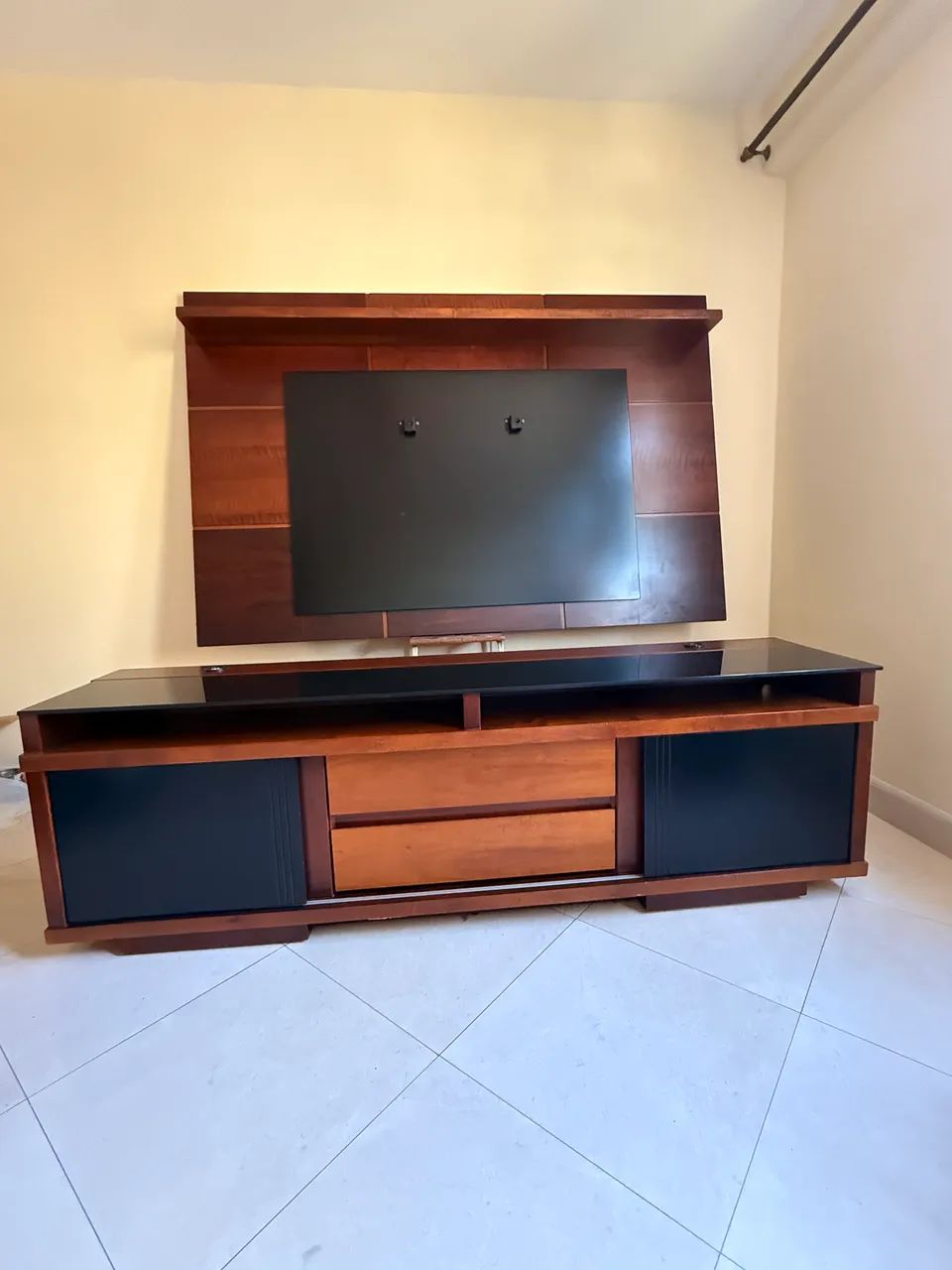 rack e painel de madeira 2,0m comprimento  - Foto 4