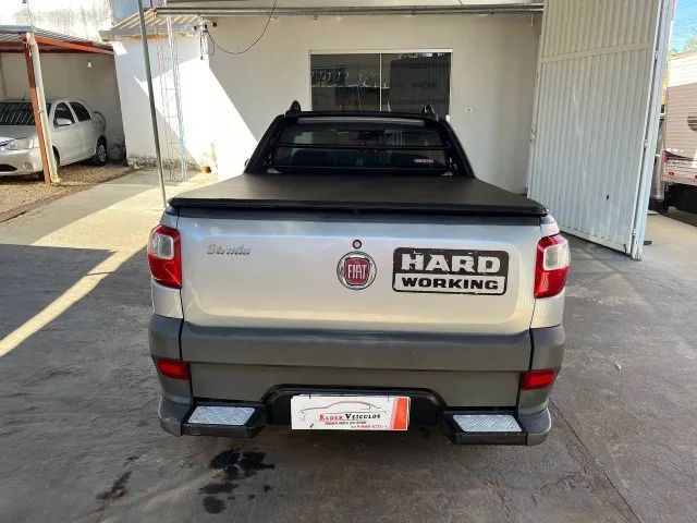 Fiat Strada Working Hard 1.4 Fire Flex 8V CS 2017 - Foto 4