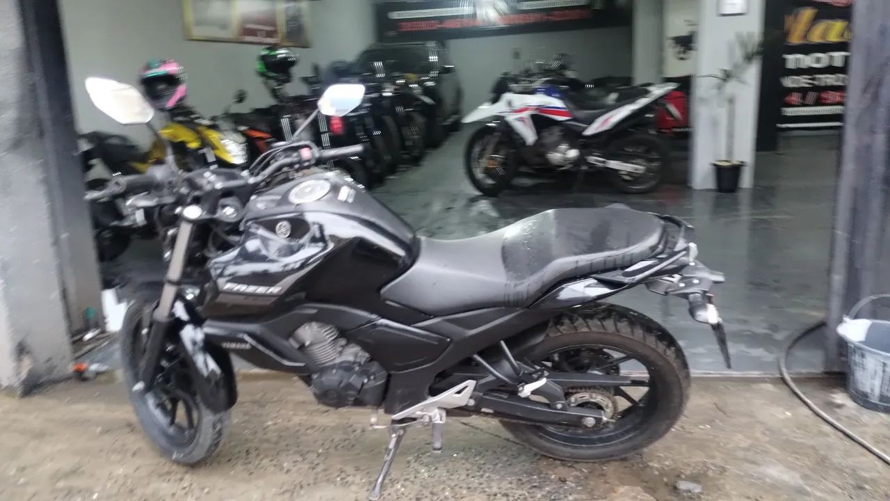 F  15   2024   valor 17500 - Foto 4