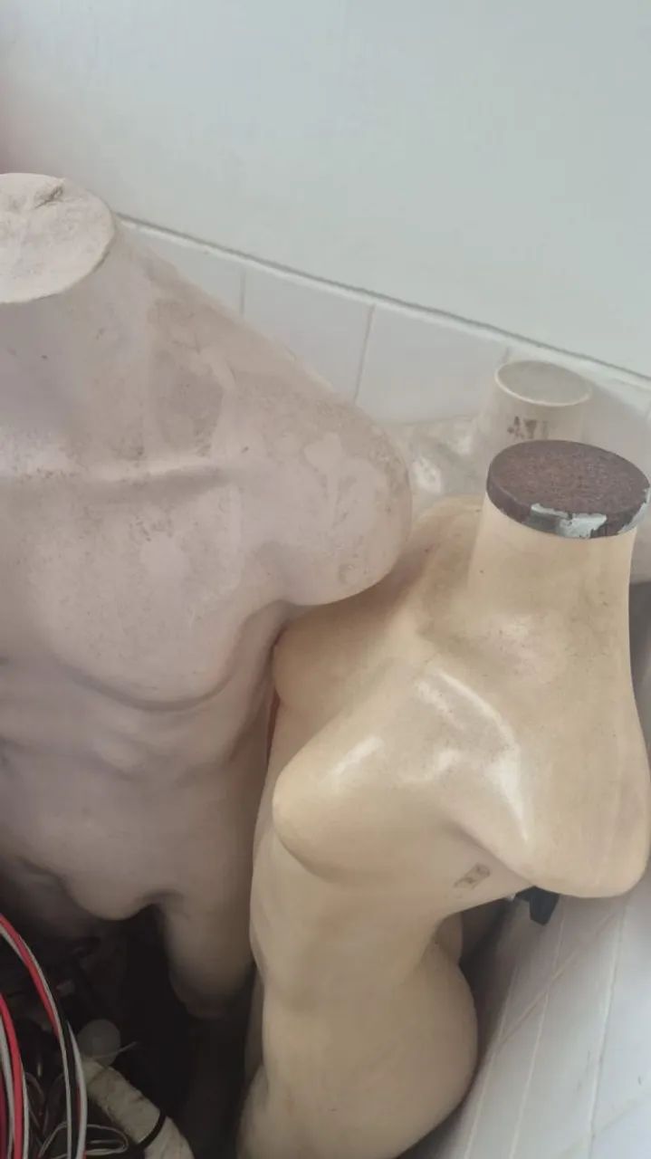 Manequins para loja de roupa