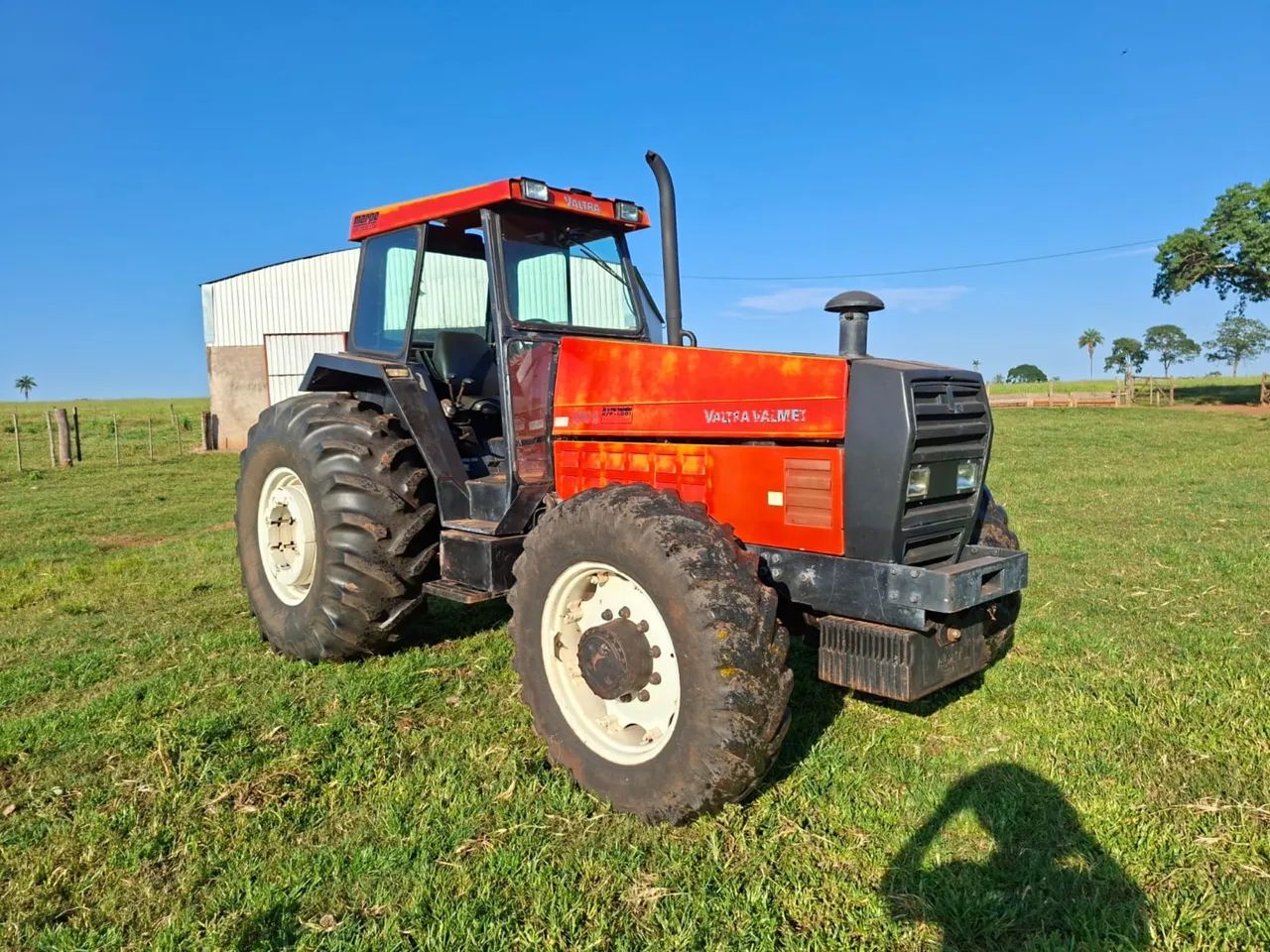 Trator valtra 1680 ano 98, trator original e procedência 