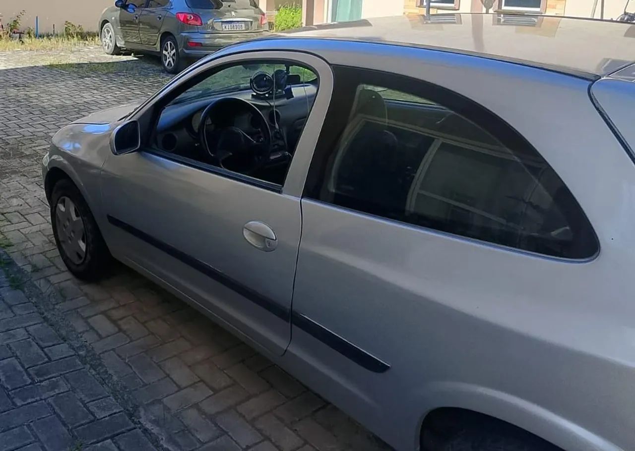 Chevrolet Celta 1.0/super/n.piq.1.0 MPFI VHC 8V 3P 2001
