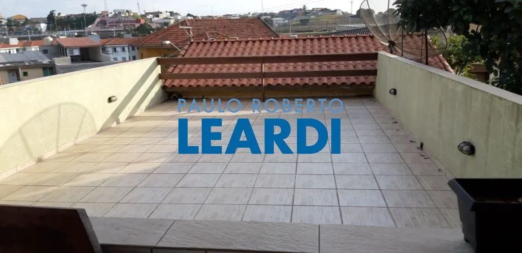 SOBRADO - JARDIM NORDESTE - SP
