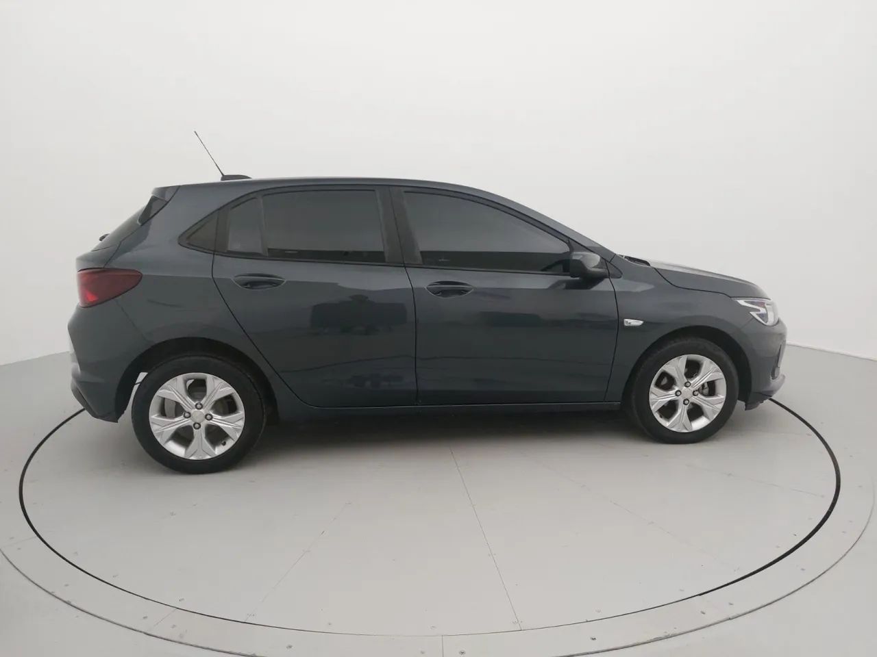 Chevrolet Onix Plus LTZ 1.0 12V TB Flex Aut. 4P, foto 6 de 18