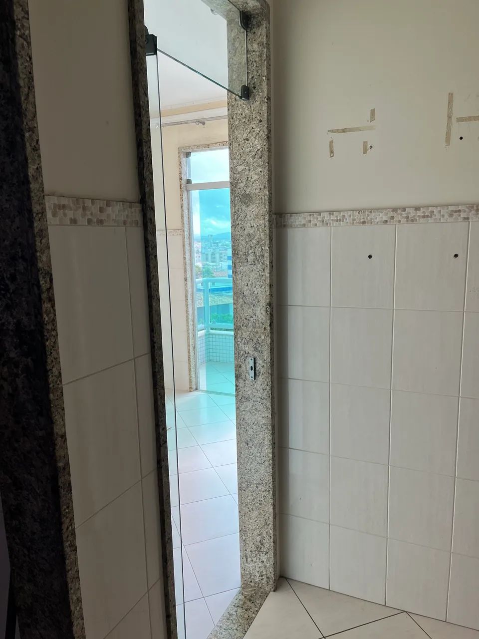 Quarto disponível para dividir apartamento - Foto 3
