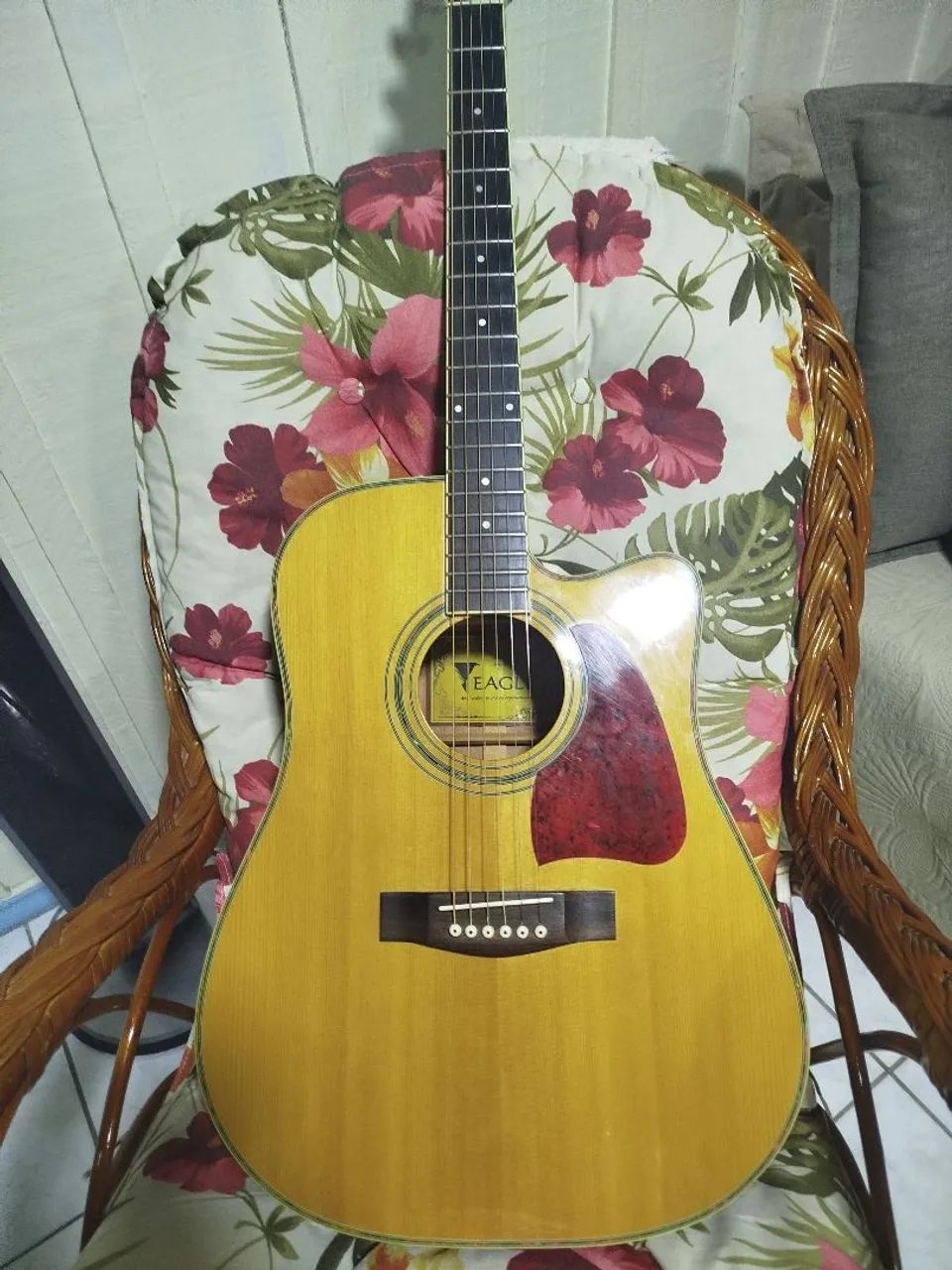 Violão Eagle 889 sólido 